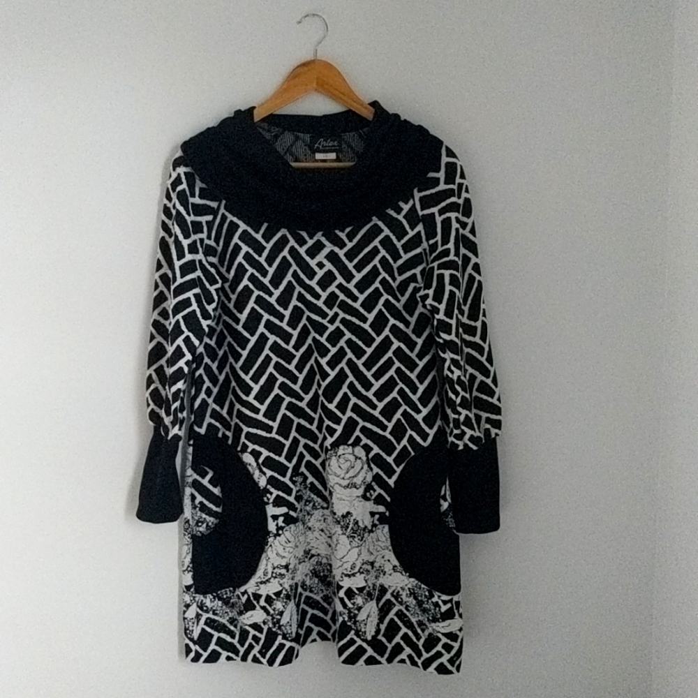 Artex Fashions Tunic – Made in Canada